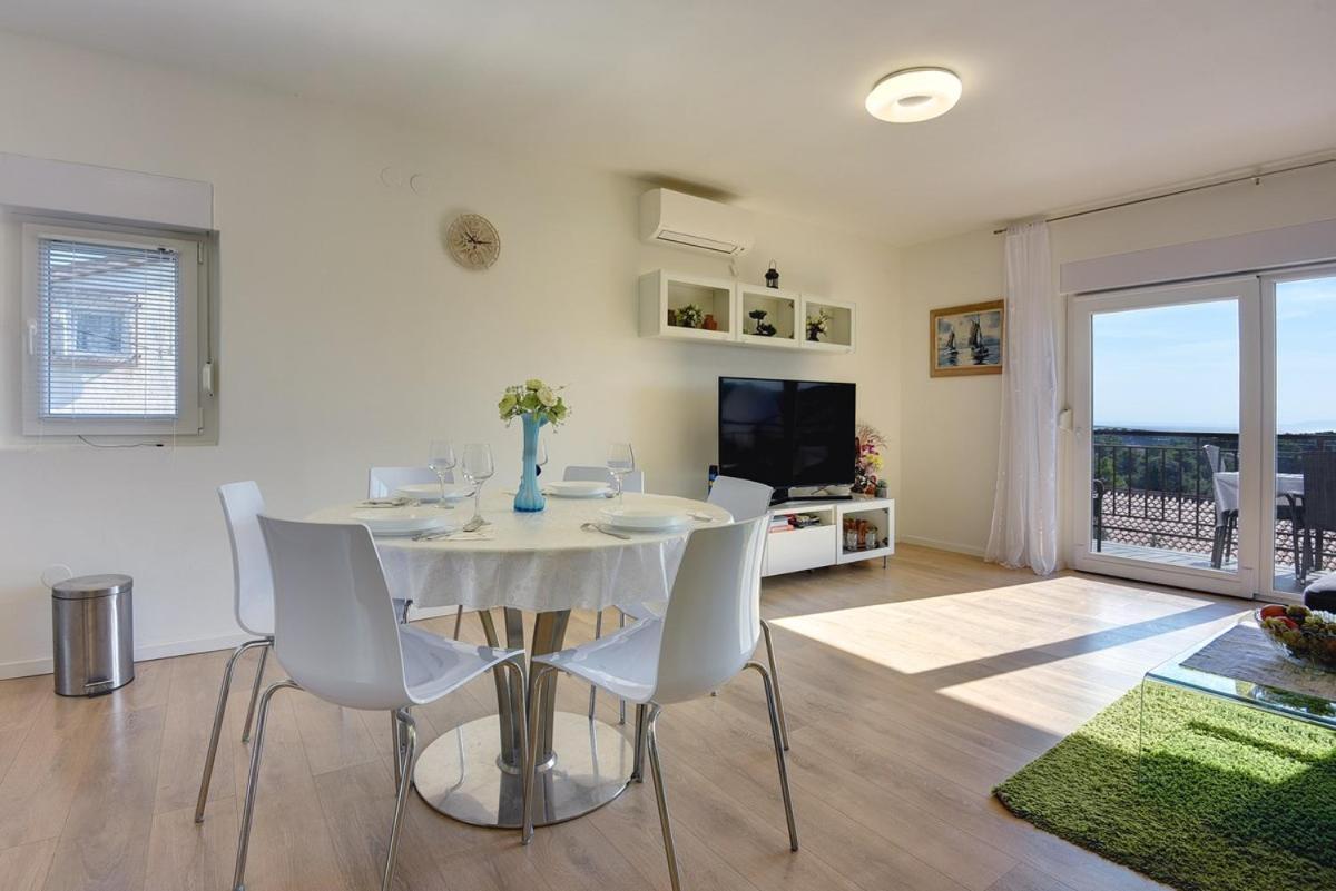 Apartment Zajec Premantura Eksteriør billede