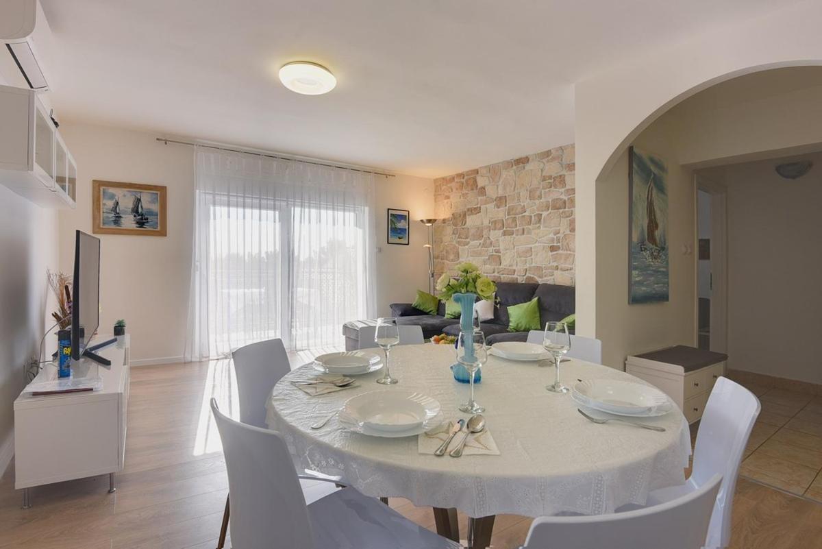 Apartment Zajec Premantura Eksteriør billede
